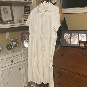 Elegant White Button-Down Maxi Dress